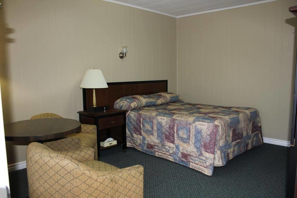Nights Inn Owen Sound Zewnętrze zdjęcie